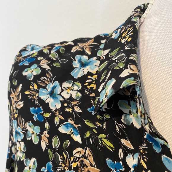 J Jill floral button down blouse/tunic - Picture 7 of 11